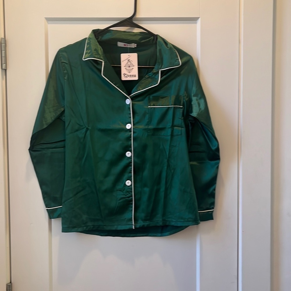 NWT Women's Long Sleeve Sleep Shirt